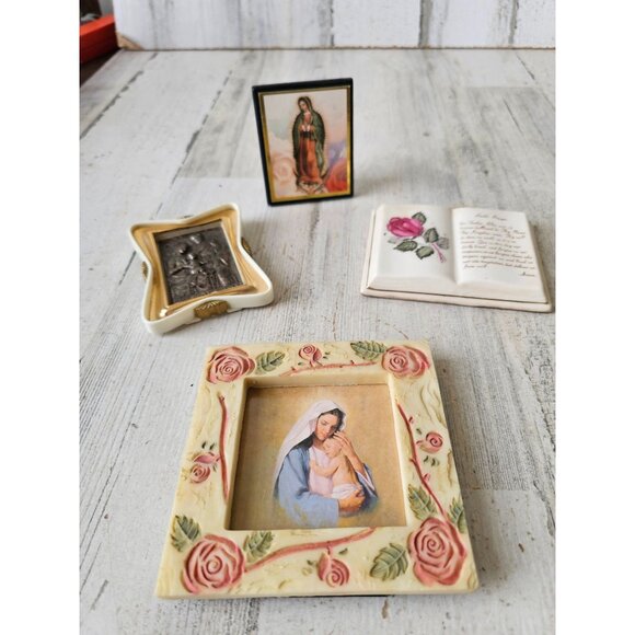 Vintage Virgin Mary picture mini set prayer book Italy saint - Picture 1 of 11